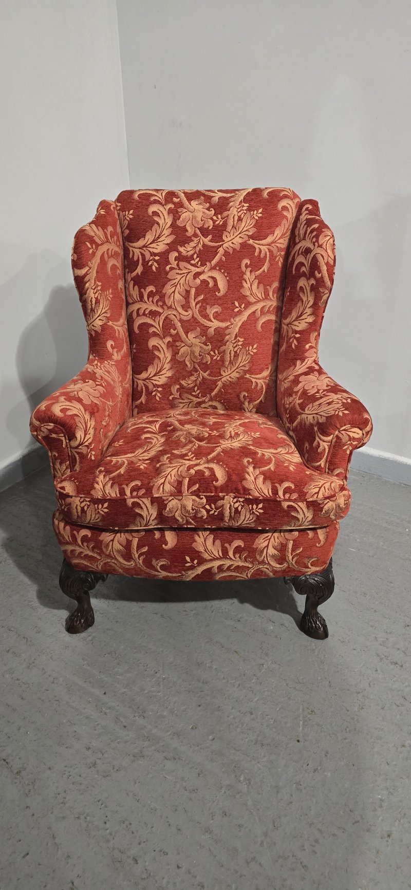 Super Wing Backed Mahogany Chair - Image 8