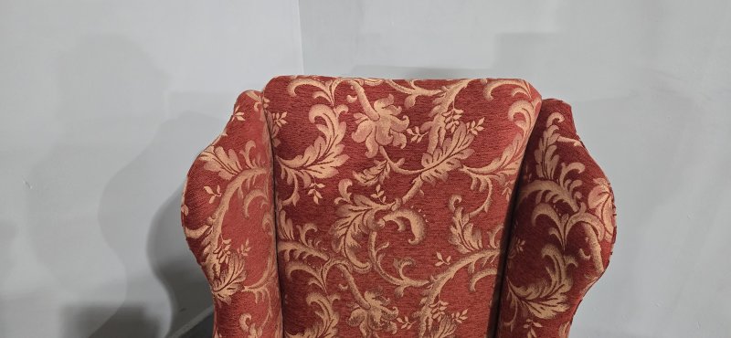 Super Wing Backed Mahogany Chair - Image 6