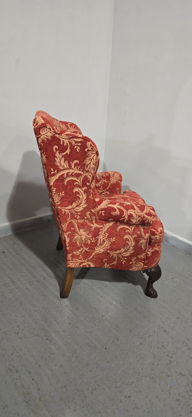 Super Wing Backed Mahogany Chair - Image 2