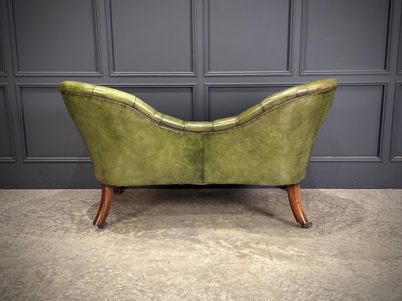 Victorian Green Buttoned Leather Double Spoon-Back Sofa - Image 8