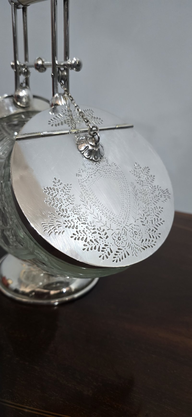 Fine Hobnail Cut Edwardian Biscuit Barrel - Image 7