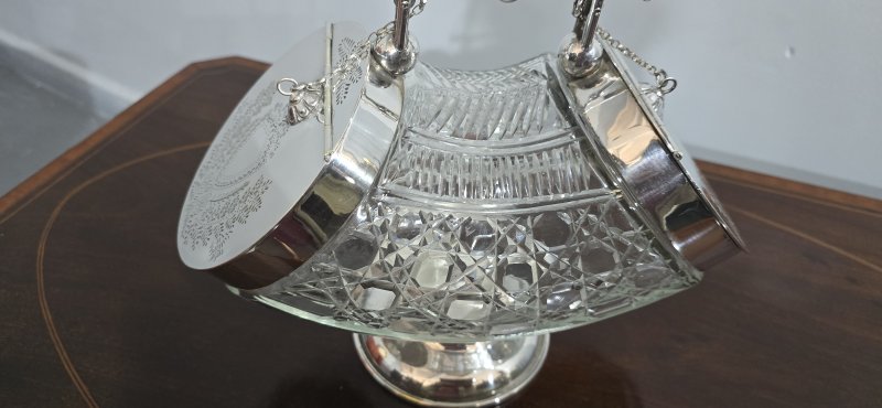 Fine Hobnail Cut Edwardian Biscuit Barrel - Image 8