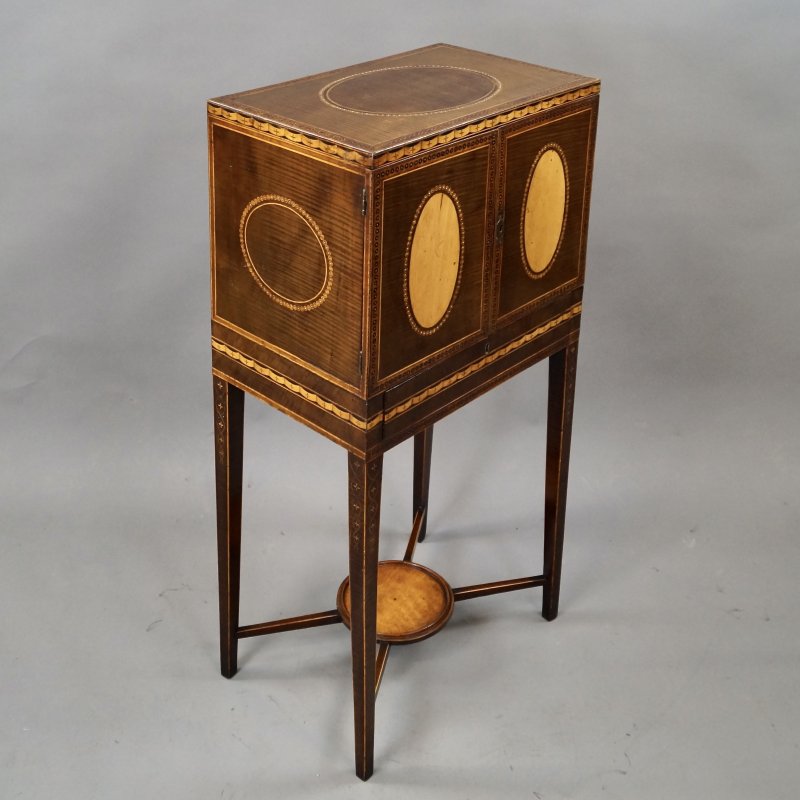 A Fine Sheraton Period Harewood & Inlaid Cabinet On Stand - Image 6