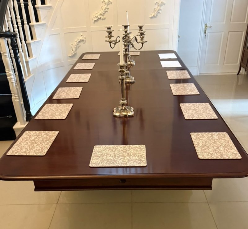 Antique William IV Figured Mahogany 14 Seater Extending Dining Table - Image 4