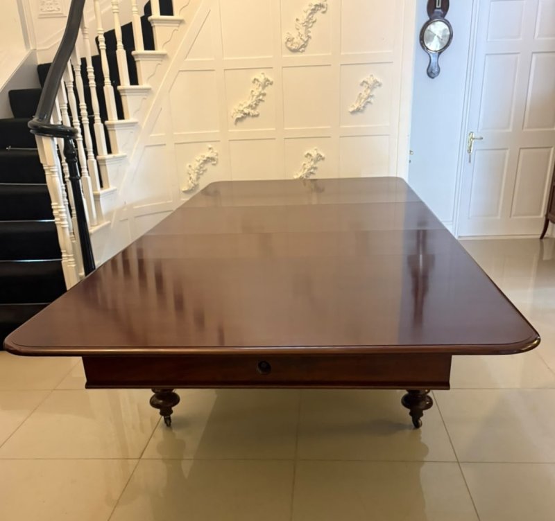 Antique William IV Figured Mahogany 14 Seater Extending Dining Table