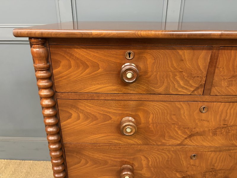 Victorian Mahogany Chest of Drawers - Image 4