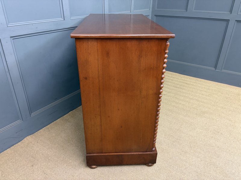 Victorian Mahogany Chest of Drawers - Image 9