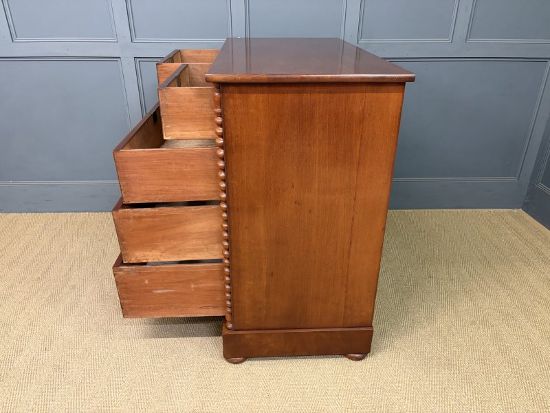 Victorian Mahogany Chest of Drawers - Image 13