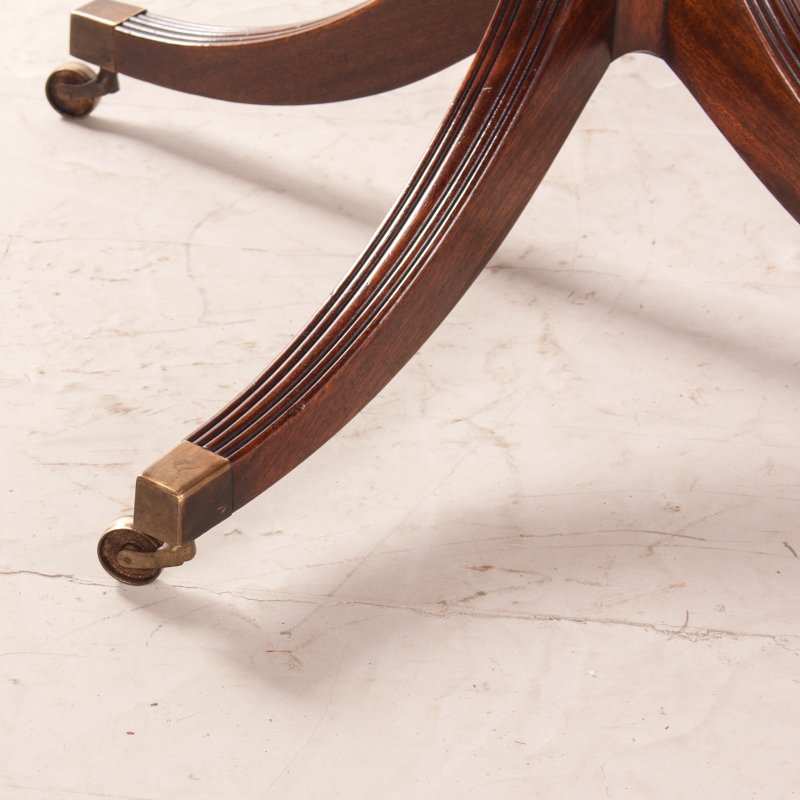 Regency Style Twin Pillar Dining Table With Two Leaves - Image 16