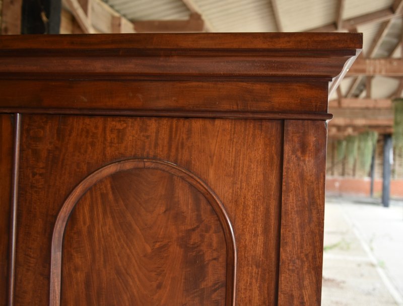 Victorian Double Wardrobe - Image 4