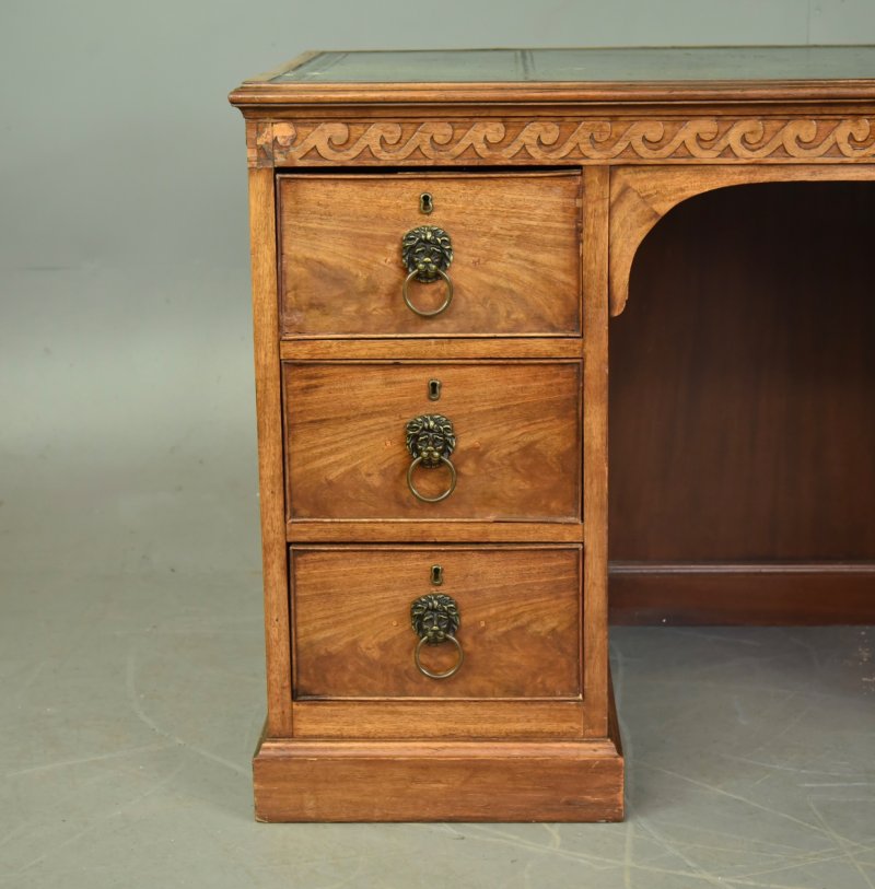 19th Century Regency Style Mahogany Pedestal Desk - Image 3