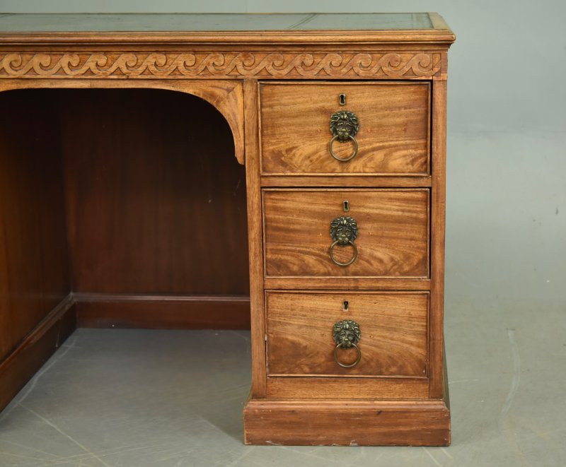 19th Century Regency Style Mahogany Pedestal Desk - Image 4