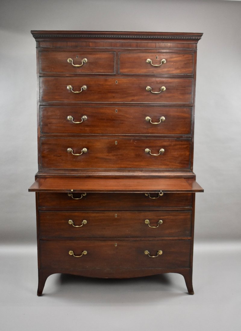 Large Georgian Mahogany Tall Boy Chest on Chest - Image 7