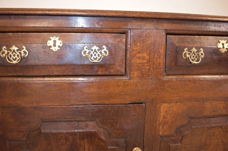 Dresser base in oak - Image 12
