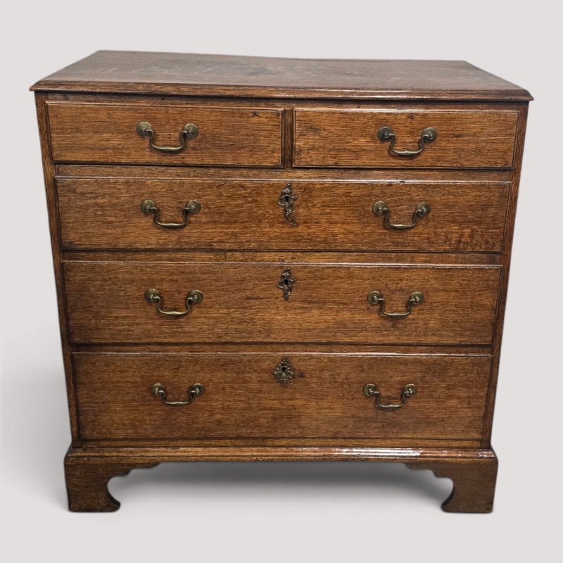 Georgian Oak Chest of Drawers