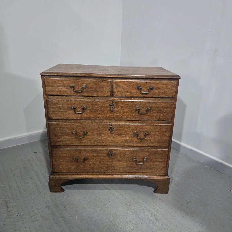 Georgian Oak Chest of Drawers - Image 7