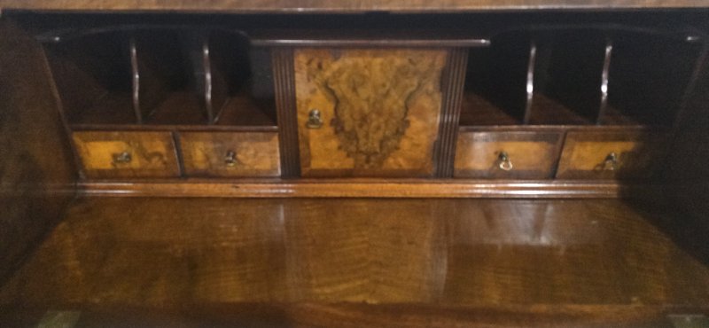 Super Burr Walnut Queen Anne Bureau - Image 12