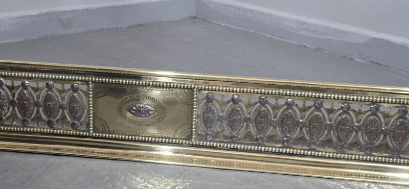 Large Georgian Brass and Cut Steel Fender - Image 4
