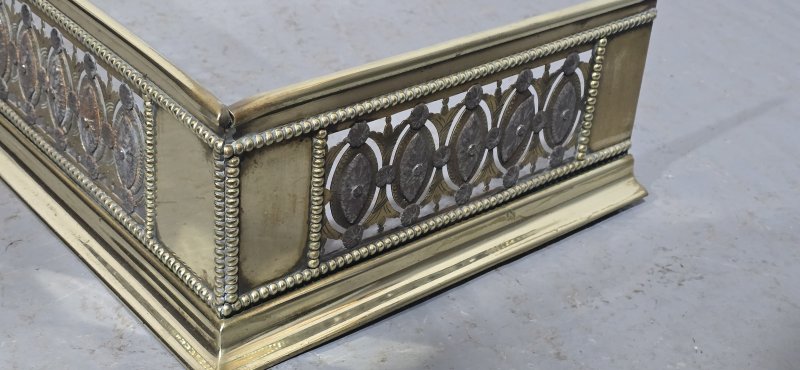Large Georgian Brass and Cut Steel Fender - Image 6