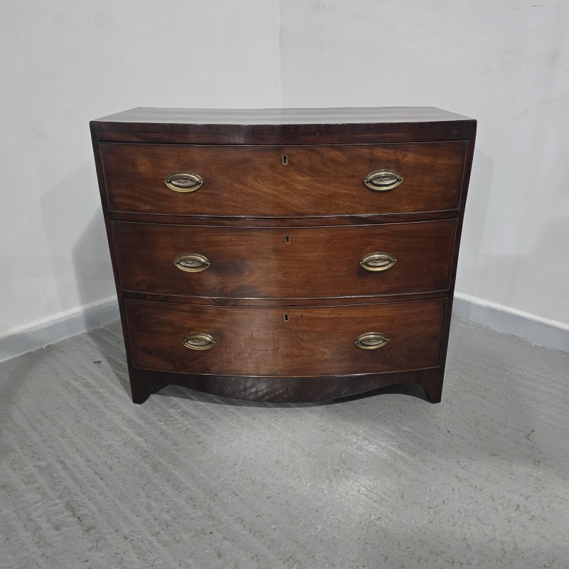 Small Georgian Chest of Drawers - Image 4