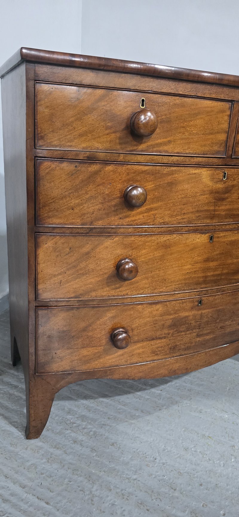 Good Quality Mahogany Bow Front Chest Drawers - Image 12