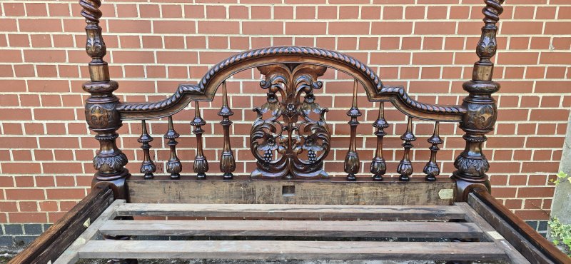 Victorian Anglo-indian Colonial Raj King Size Four Poster Bed (Circa 1880) - Image 12