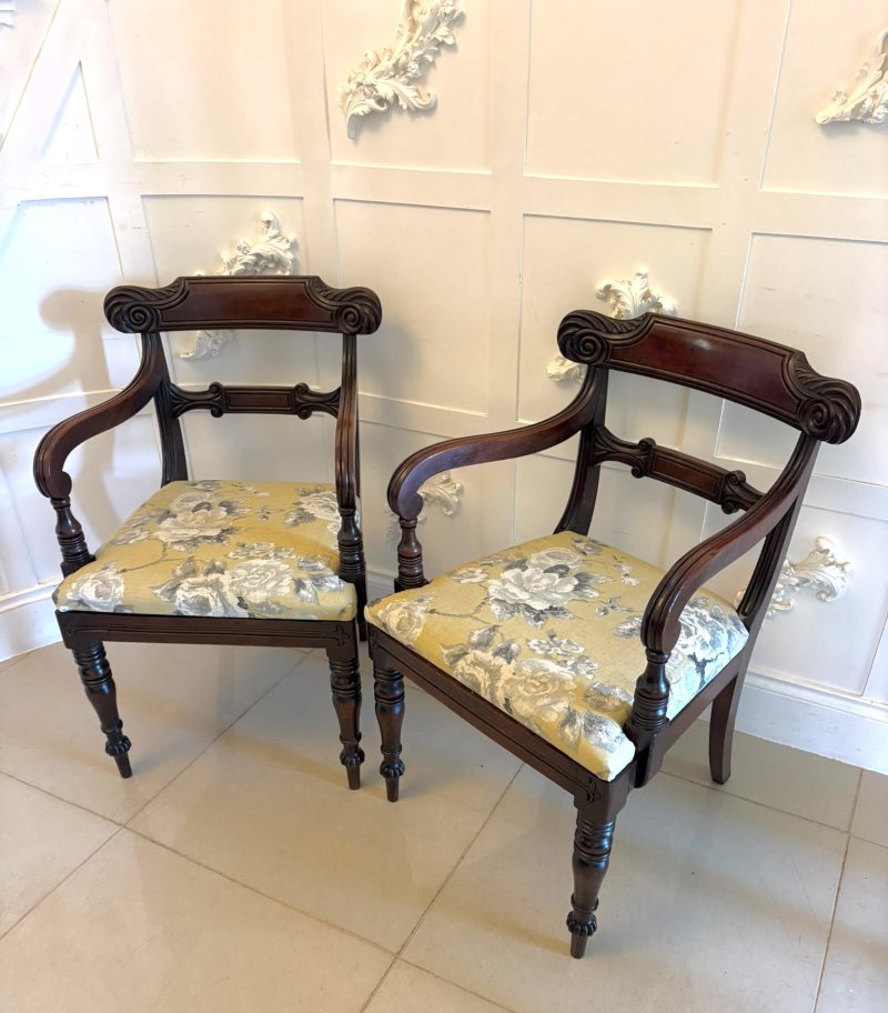 Antique Regency Mahogany Set of 8 Dining Chairs Including 2 Carvers - Image 4