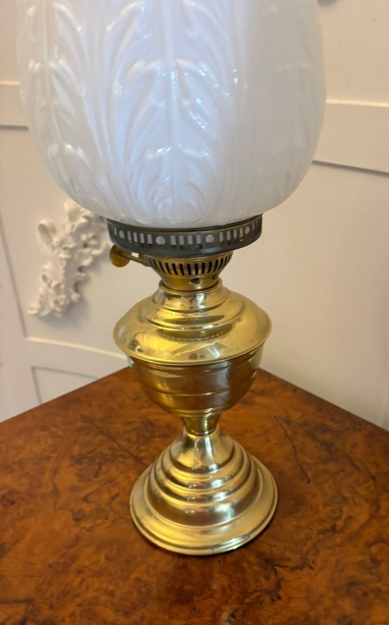 Antique Edwardian Near Pair of Brass Oil Lamps with Opaline Glass Shades - Image 4
