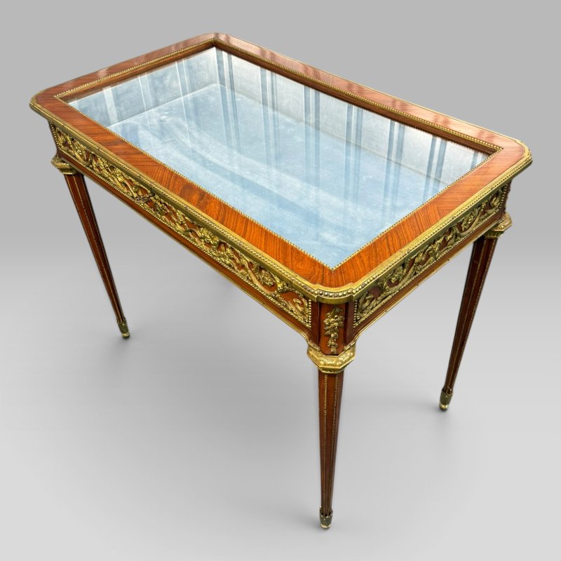 French Louis XVI Style Bijouterie Display Table after François Linke, c.1960