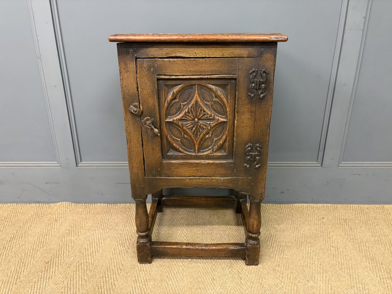 Carved Oak Cupboard - Image 12