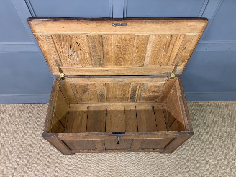 Georgian Oak Coffer - Image 9