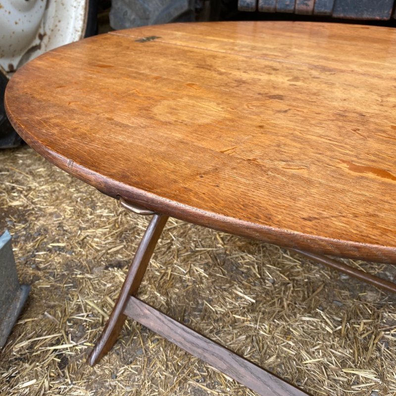 Oak Victorian coaching table - Image 3