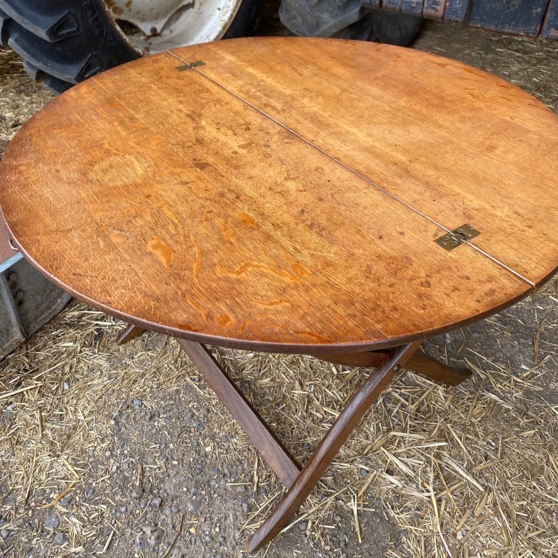 Oak Victorian coaching table - Image 2