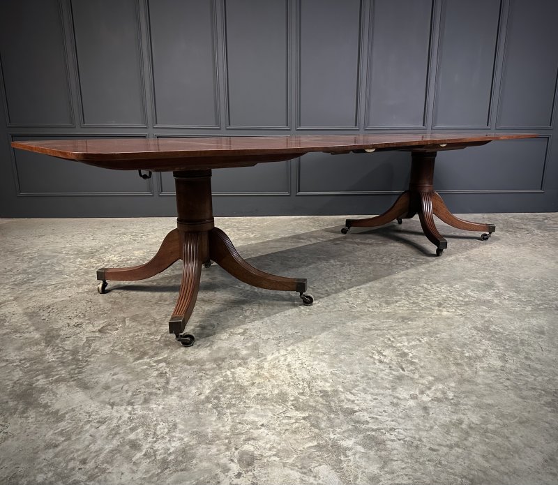 Mahogany Twin Pillar Extending Dining Table - Image 3