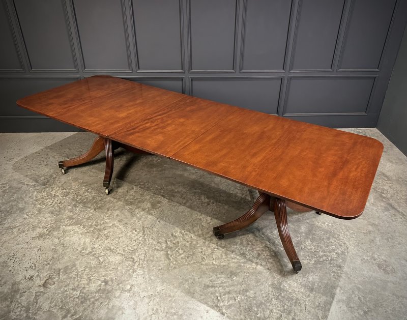 Mahogany Twin Pillar Extending Dining Table - Image 6