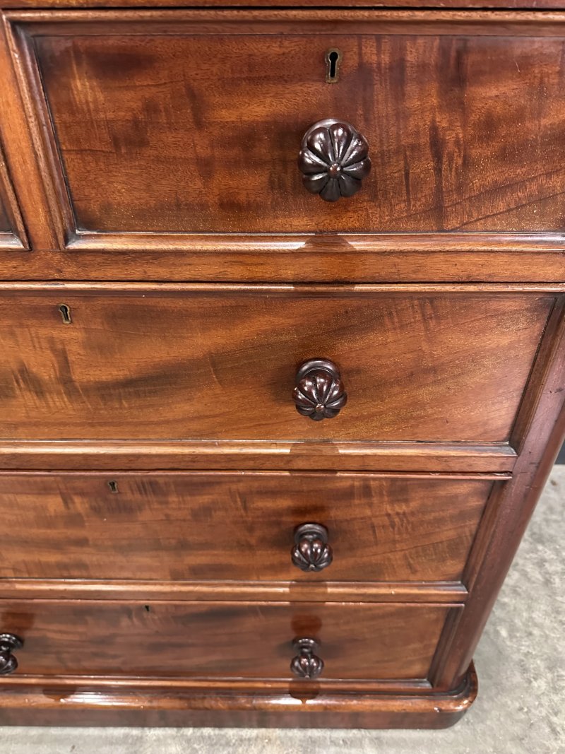 Victorian Mahogany Chest of Drawers - Image 7