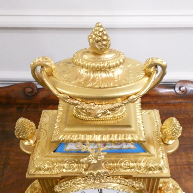 French Louis XVI Style Gilt Bronze & Porcelain Mantel Clock by Henry Marc - Image 11