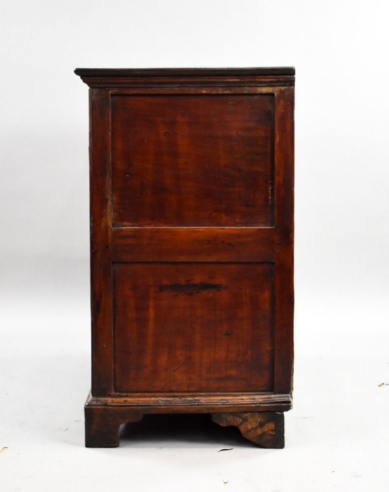 George III Burr Walnut Chest of Drawers - Image 4