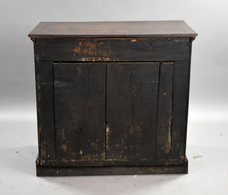 George III Burr Walnut Chest of Drawers - Image 5