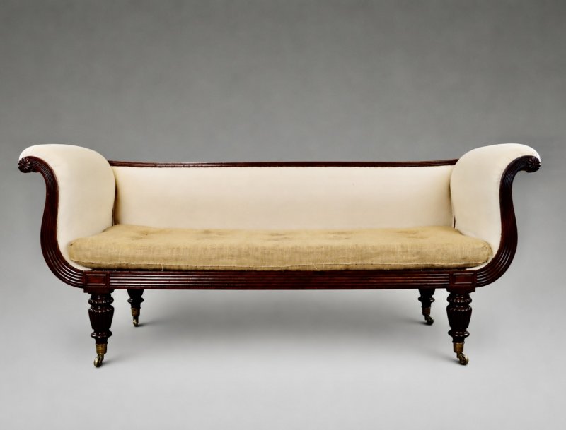A Fine Regency Mahogany Sofa - Image 2