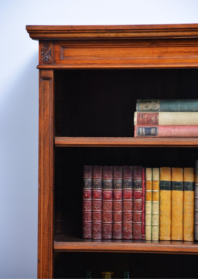 Late Victorian Walnut Open Bookcase with Adjustable Shelves - Image 10