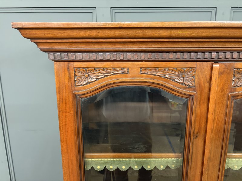 Victorian Carved Walnut Secretaire Bookcase - Image 9