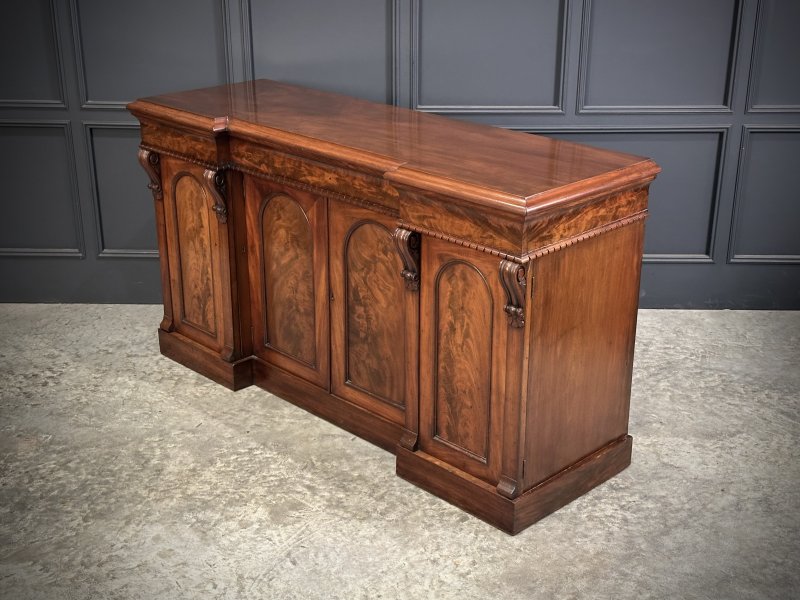 Victorian Flame Mahogany 4 Door Sideboard - Image 8