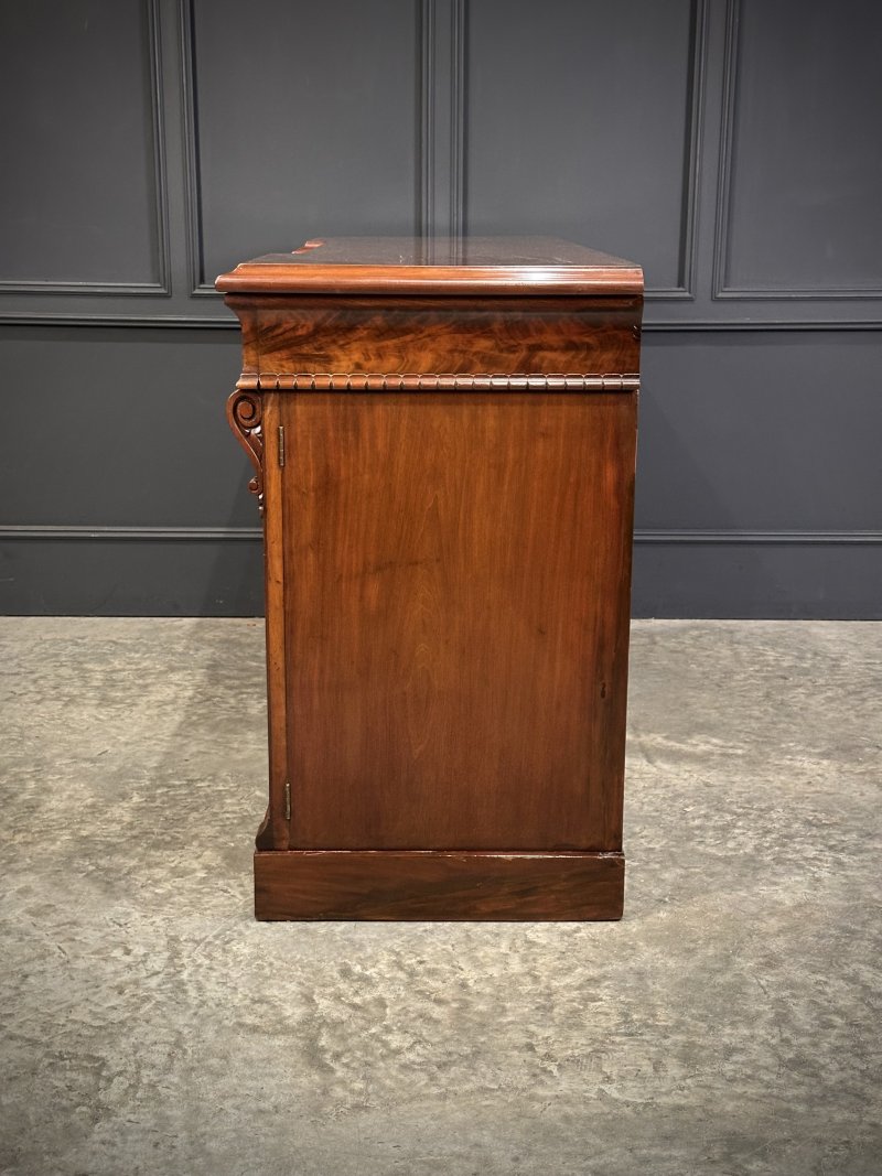 Victorian Flame Mahogany 4 Door Sideboard - Image 11