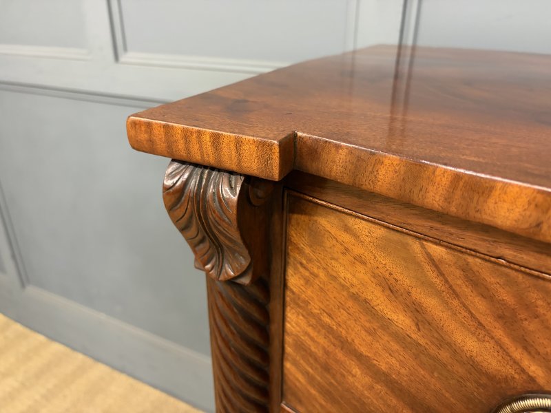 Regency Period Mahogany Bow Fronted Chest of Drawers - Image 9