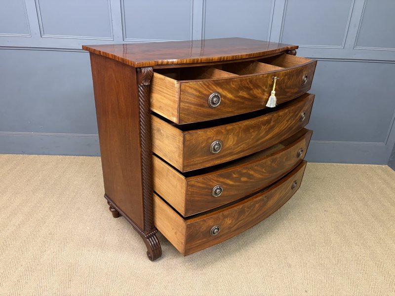 Regency Period Mahogany Bow Fronted Chest of Drawers - Image 4
