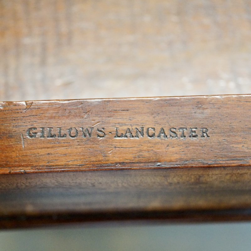 A fine Gillows flame mahogany Davenport - Image 8