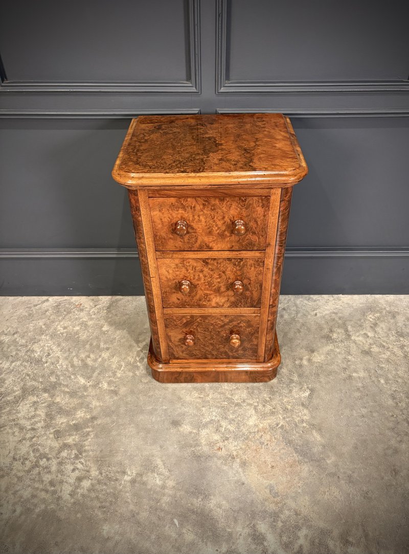Pair of Victorian Burr Walnut Bedside Chests - Image 12
