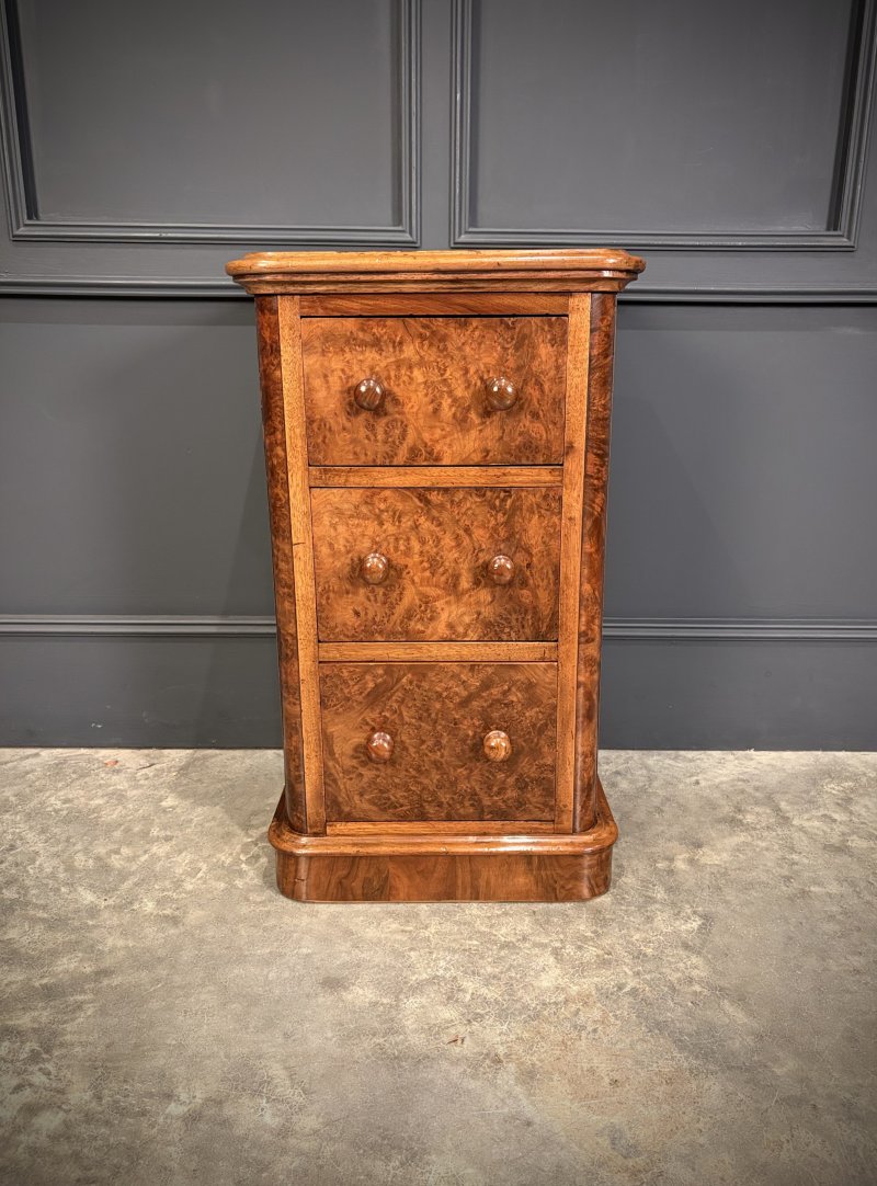 Pair of Victorian Burr Walnut Bedside Chests - Image 13