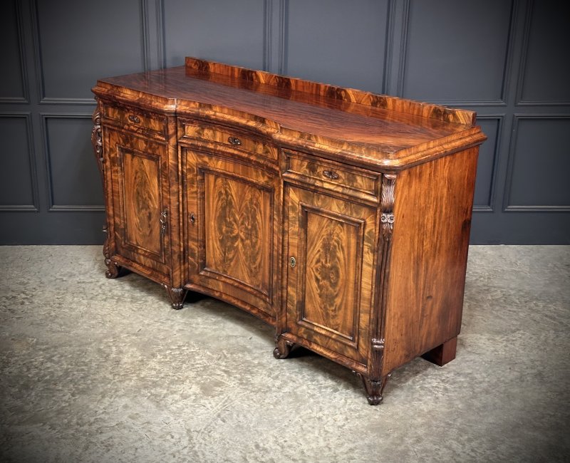 Flame Mahogany Biedermeier Sideboard - Image 7